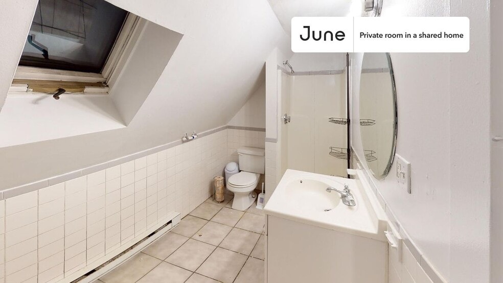 Building Photo - Room in Shared 6 bed/2 bath home in Allston