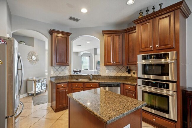 Building Photo - 16751 Taylow Way