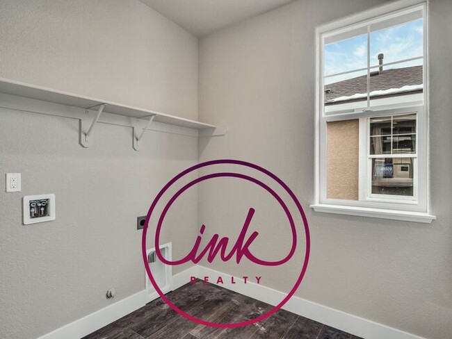 Building Photo - New Townhouses in Gardnerville For Rent