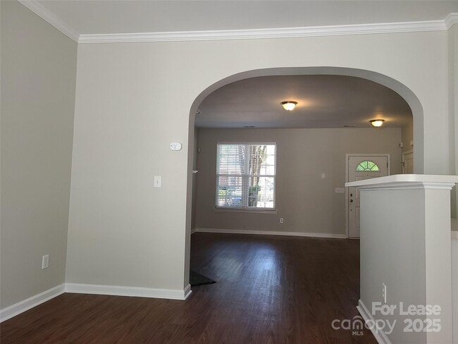 Building Photo - 8415 Chaceview Ct