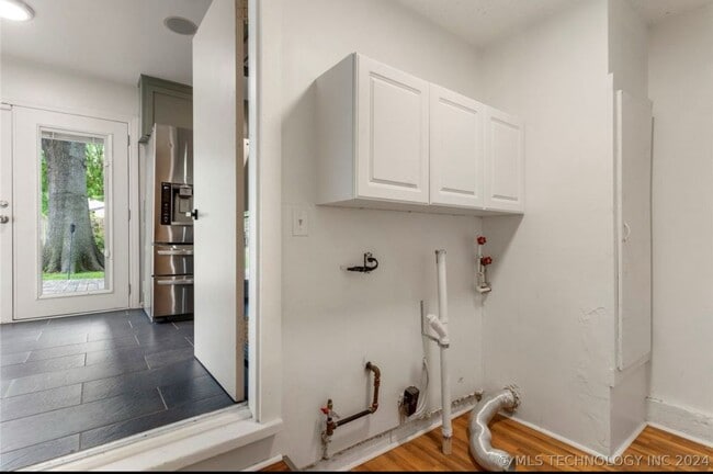 Building Photo - 3408 S Pittsburg Ave