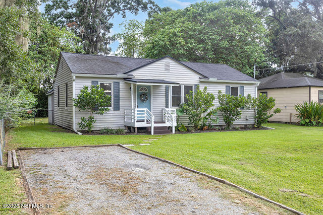 Building Photo - 6110 Lynnwood Ave