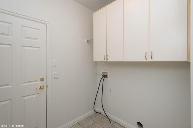 Building Photo - Great 3 bed 2 bath in Coral Canyon-Pet Fri...