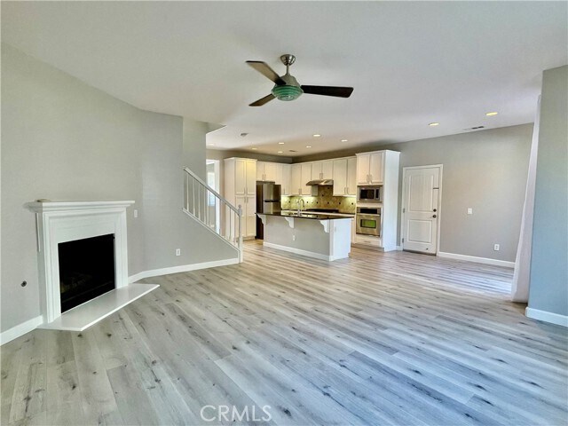 Building Photo - 341 W Pebble Creek Ln