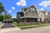 Building Photo - 660 Loraine St