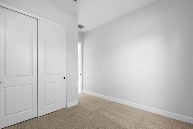 Building Photo - 14208 Lacebark Ln