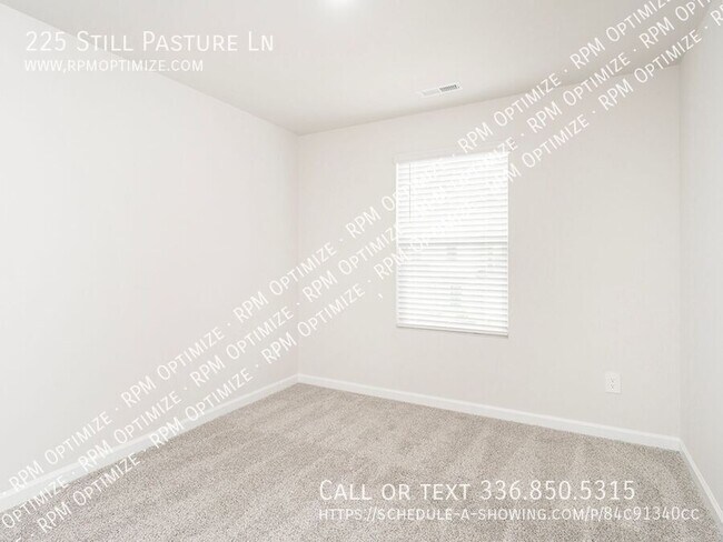 Building Photo - 225 Still Pasture Ln