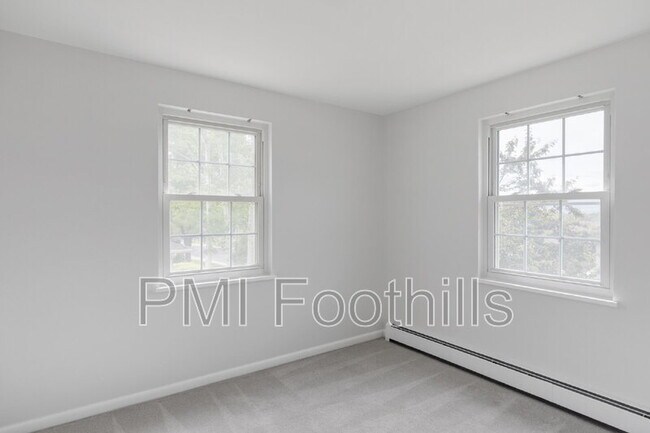 Building Photo - 6982 Estes Dr