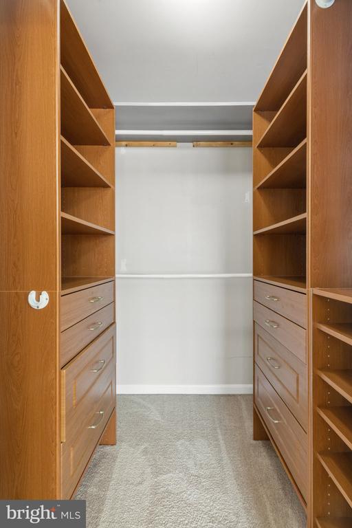 Building Photo - 8220 Ramseur Pl