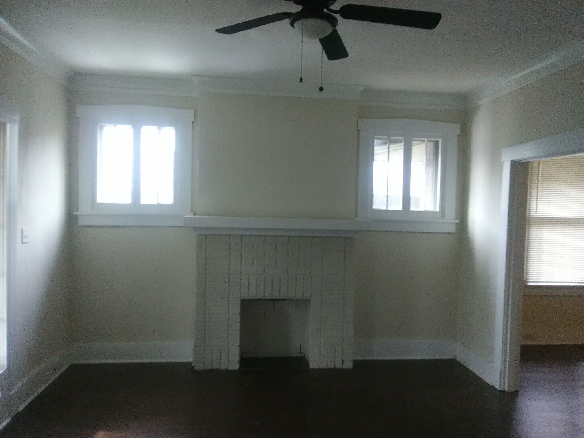 Building Photo - 1530 Waverly Ave