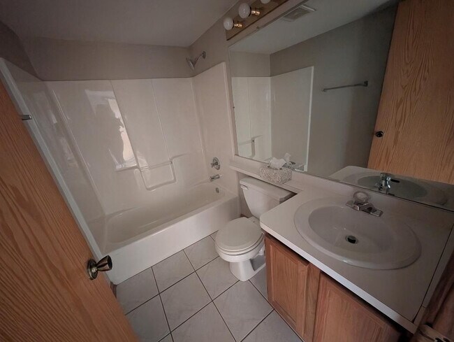 Building Photo - 8809 S 79th Ave