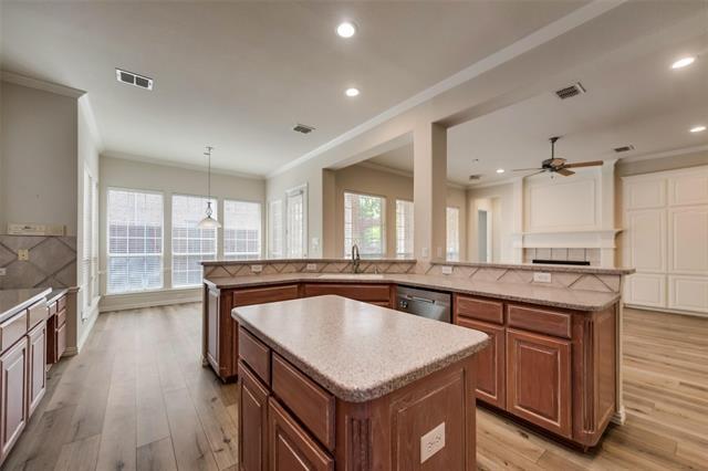 Building Photo - 577 Indian Rock Dr