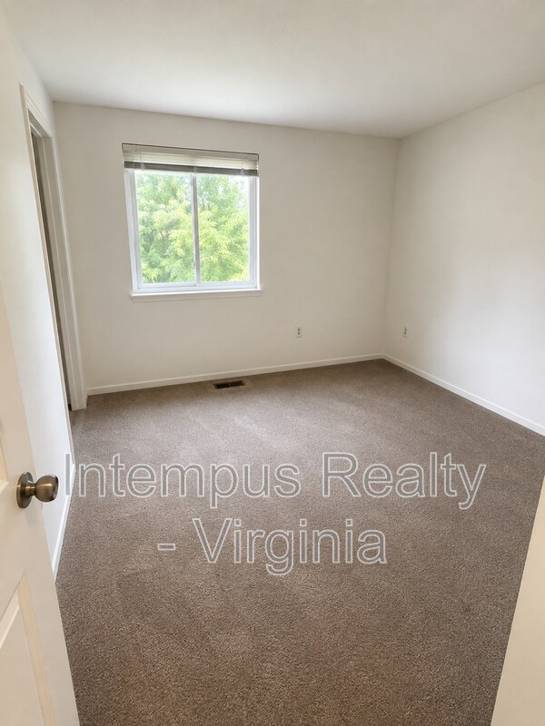Building Photo - 4312 Rolling Stone Way