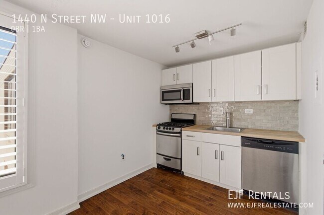 Building Photo - 1440 N Street NW-Unit 1016