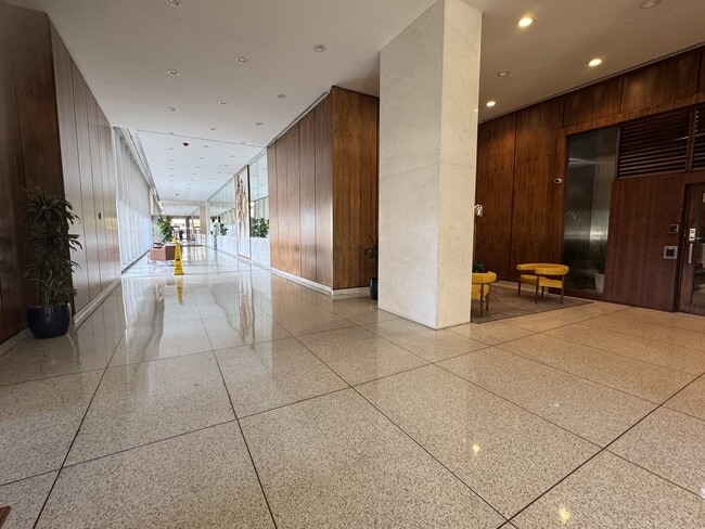 Building Photo - 3600 N Lake Shore Dr