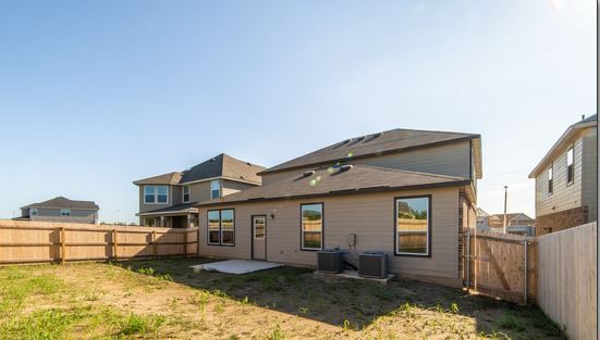 Building Photo - 3901 Legend Hill