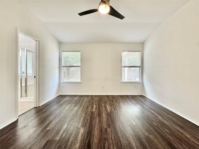 Building Photo - 1015 Aiken Dr