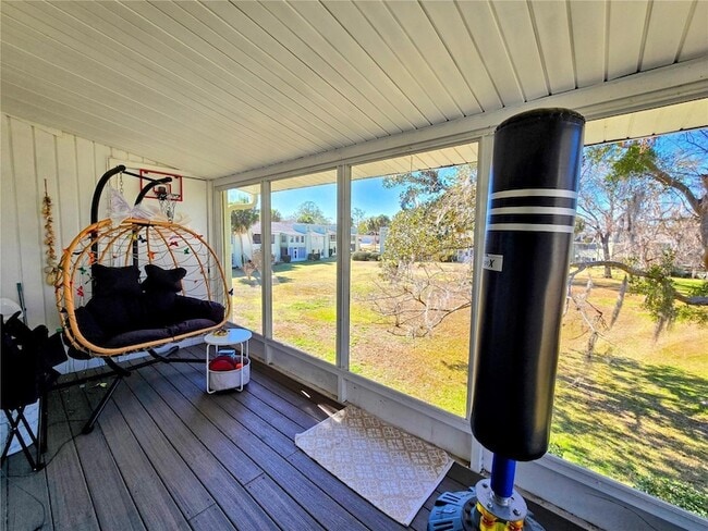 Building Photo - 633 Silver Pass