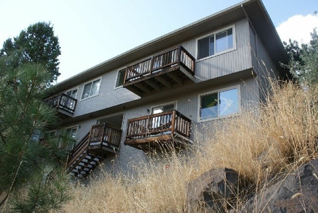 Building Photo - 1597 NW Portland Ave