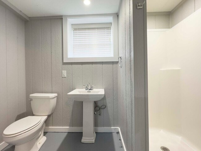 Building Photo - 1884 Pardue Dr