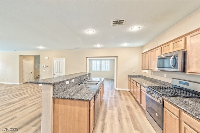 Building Photo - 3225 Jevonda Ave