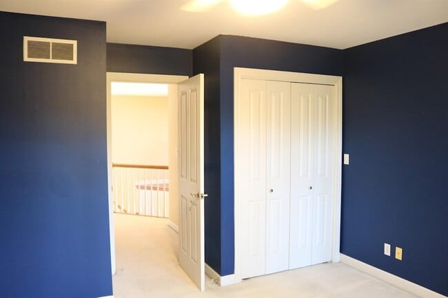 Building Photo - 10316 Cherrywood Ln