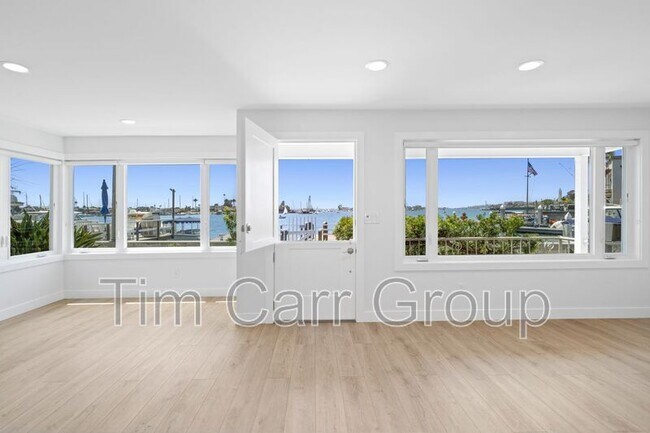 Building Photo - 112 S. Bayfront