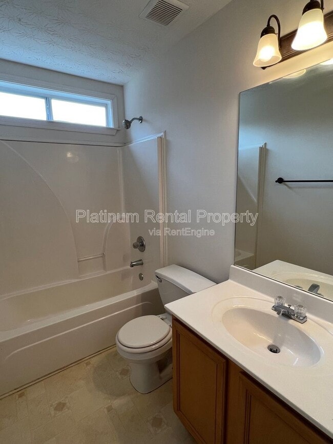 Building Photo - 4093 Laurel Bend Ct