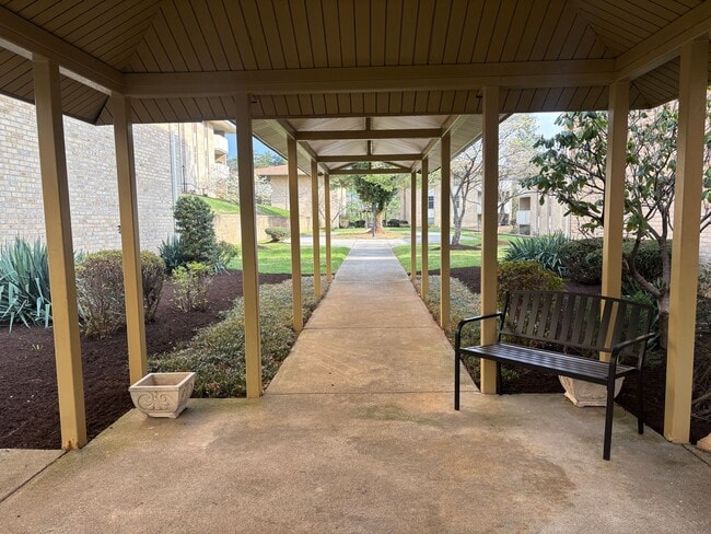 Building Photo - 5260 Crossbow Cir