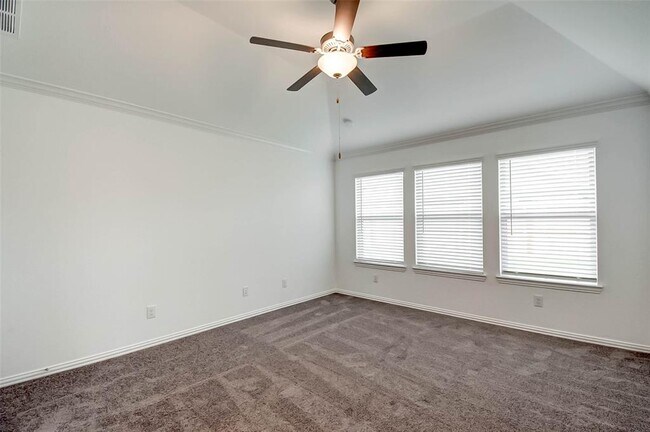 Building Photo - 2323 Green Kale Dr