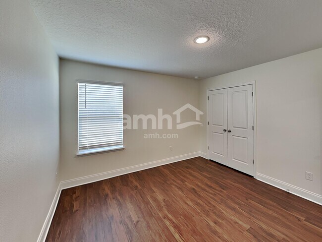 Building Photo - 6162 Little Blf Cir