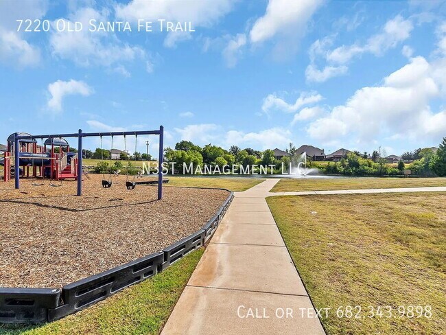 Building Photo - 7220 Old Santa Fe Trail