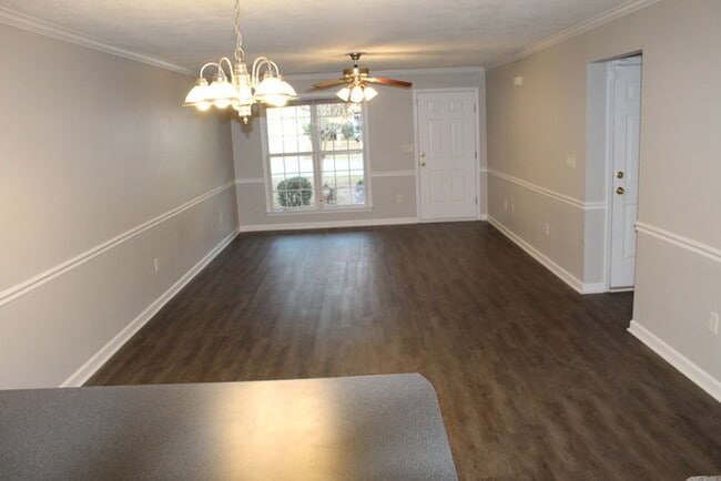 Building Photo - Columbia County Fort Grodon Attached home with Garage