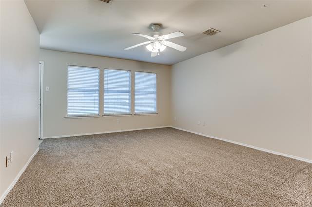 Building Photo - 404 Oxford Dr