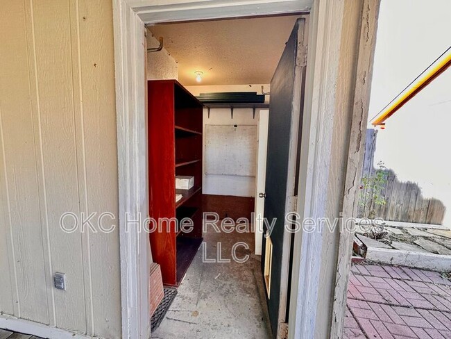 Building Photo - 8141 NW 23rd St