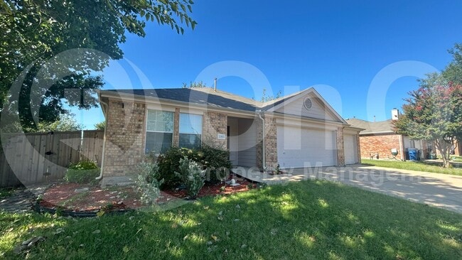 Building Photo - 3003 Elderberry Dr