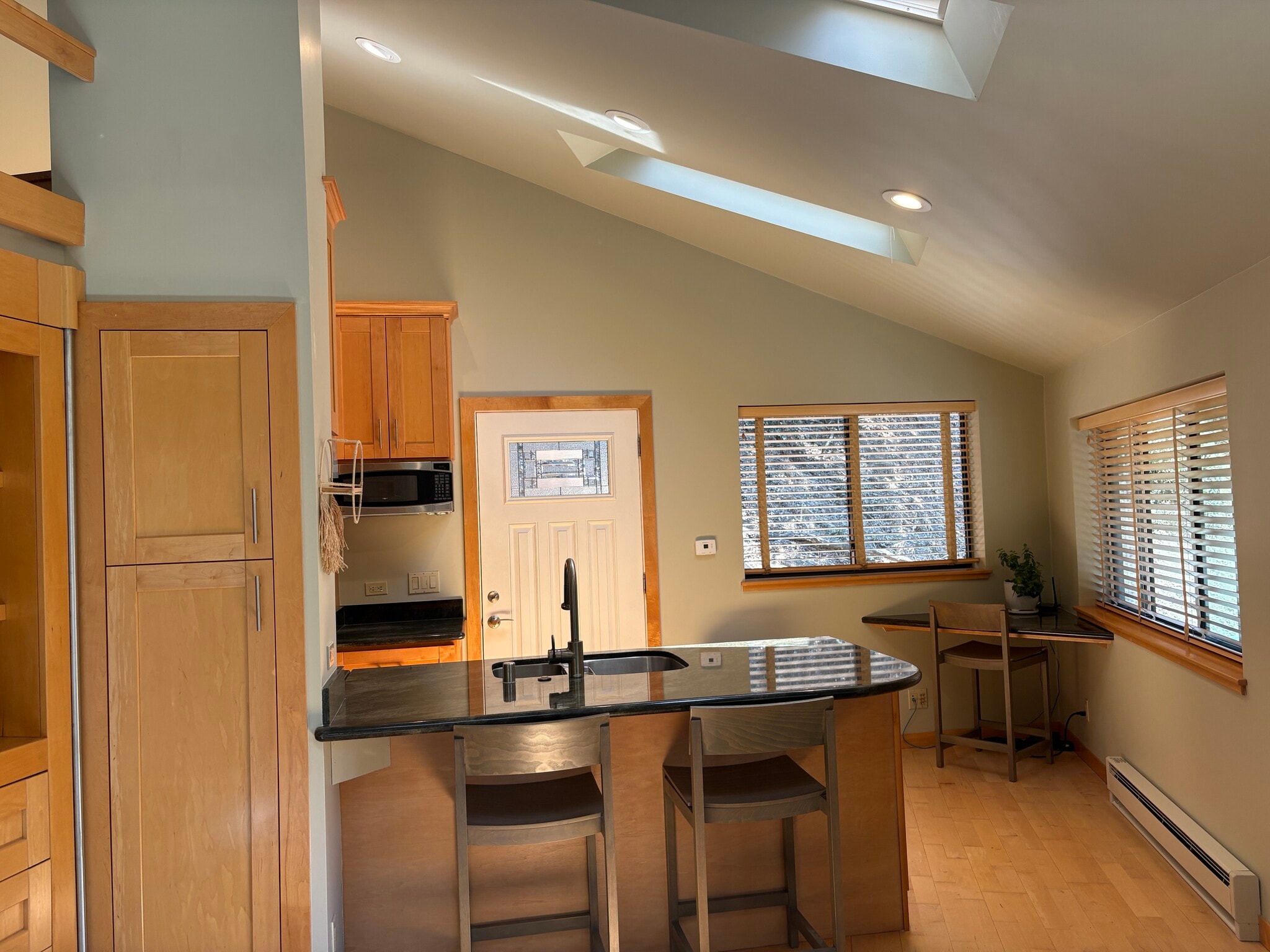 Building Photo - 2302 Arrowhead Drive