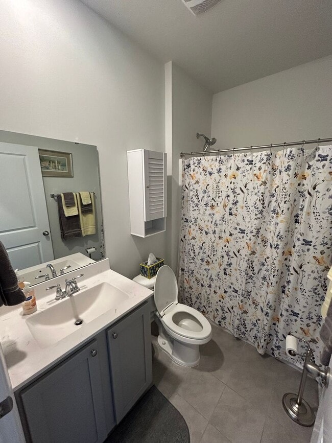 Building Photo - 304 Emery Oak Dr