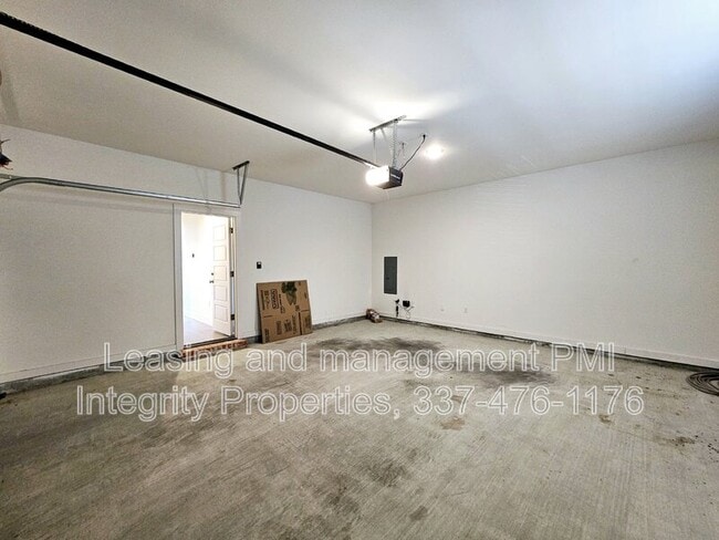 Building Photo - 30195 Sanctuary Blvd