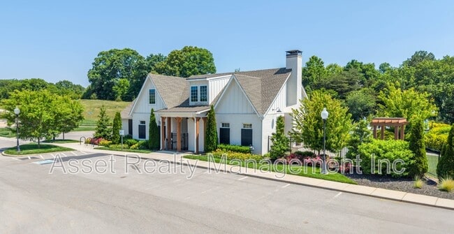 Building Photo - 12623 Needlepoint Dr