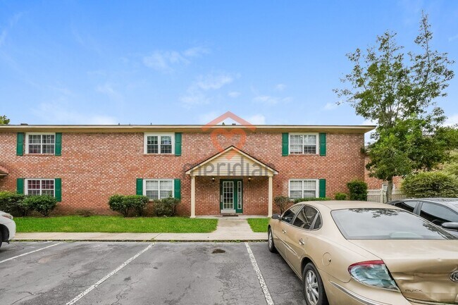 Building Photo - 2 bed / 1 bath ~ Ladson, SC Move-In Today!