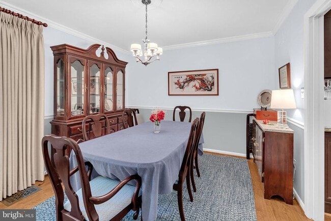 Building Photo - 2708 N Kensington St