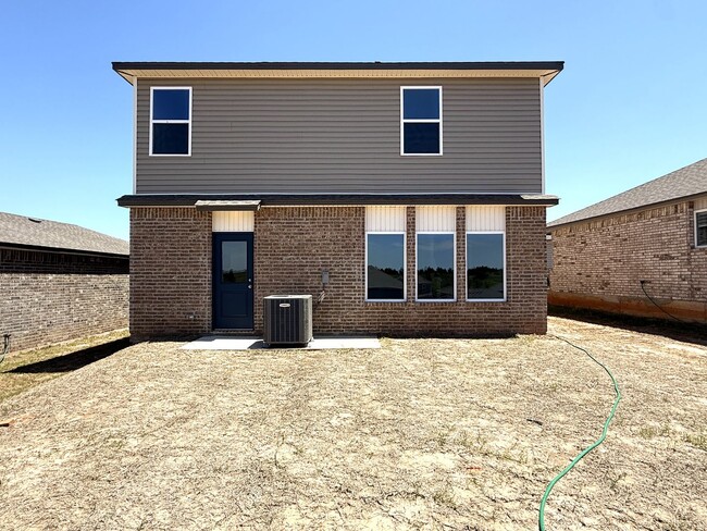 Building Photo - 9521 Stallion Dr