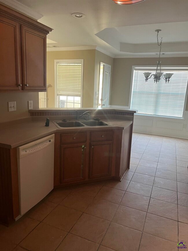 Building Photo - 202 Chasen Ct