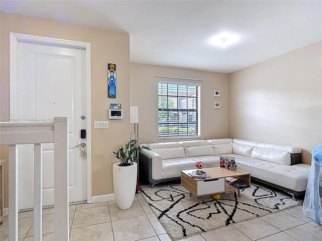 Building Photo - 15073 SW 115th Terrace