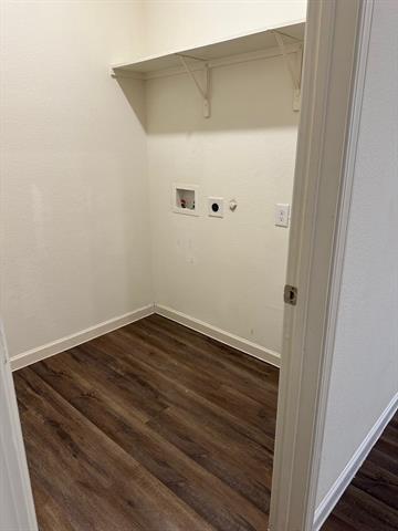 Building Photo - 825 Cedar Elm Dr