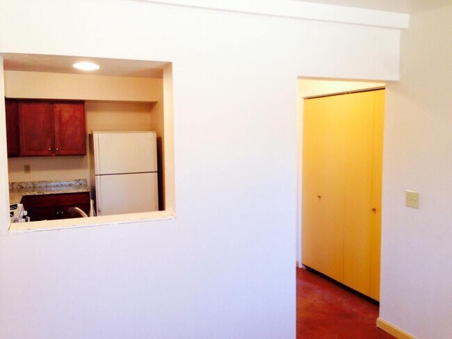 Building Photo - 1920 E Copper St