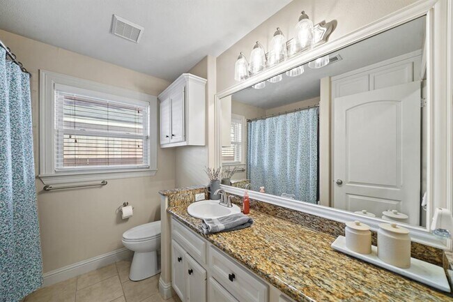 Building Photo - 5427 Stillbrooke Dr