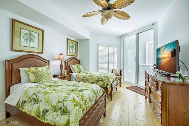 Building Photo - 295 Grande Way