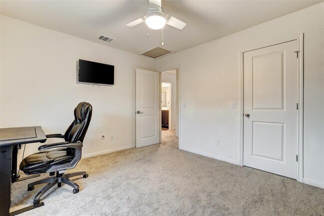 Building Photo - 14209 Jeannette Rankin Rd